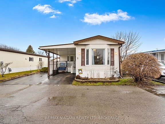 2nd image of 3033 Townline Rd