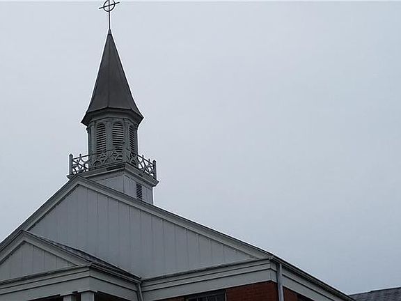 3rd image of 324 Fairmont Ave
