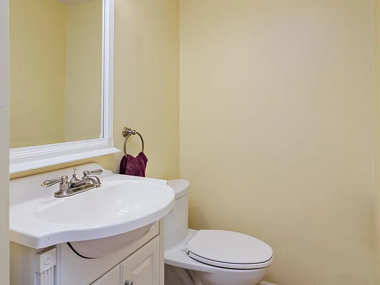 21 Valley Park Ct — Photo 14