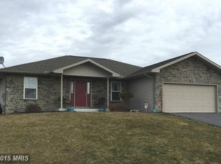175 Hickory Dr, Fayetteville, PA 17222