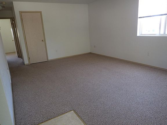 4th image of 1605 King St