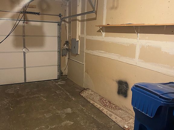 4th image of 2544 Mallard Dr