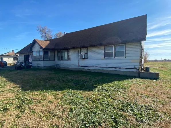 210 Industrial Blvd, Slater, MO 65349