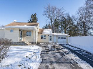 1325 Lawn Ave, Schenectady, NY 12306