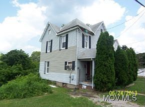 2nd image of 1613 Staunton Ave