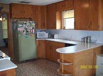 3rd image of 2413 Glendale Dr