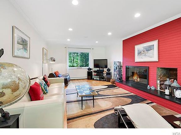 5th image of 1267 McKeel St