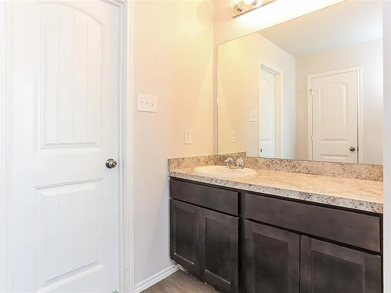 8317 Camellia Tree Ct #8317 — Photo 9