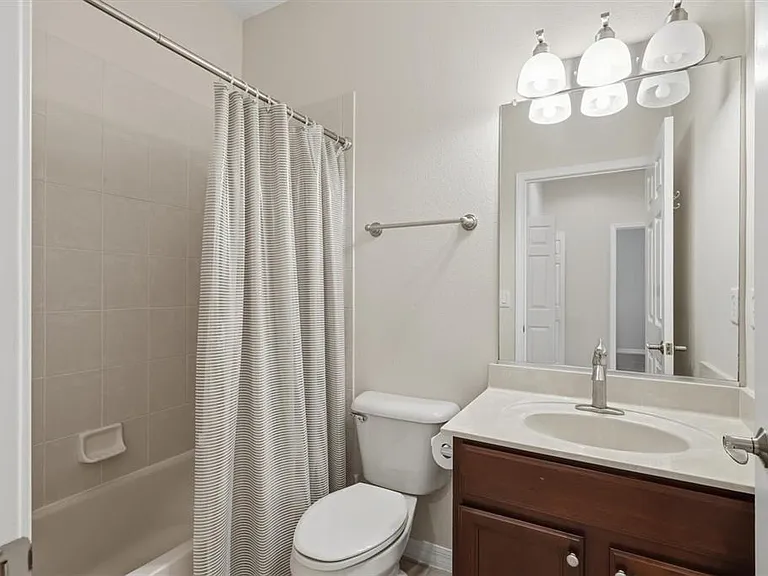 3582 Parkridge Cir #29-106 — Photo 21