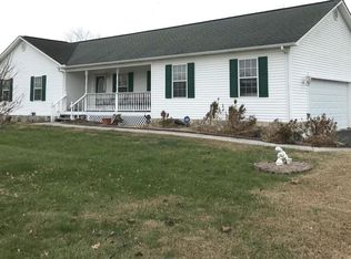 249 Cypress Ln, Jacksboro, TN 37757