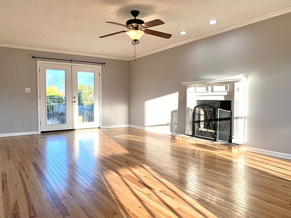 4th image of 1233 Cobblestone Ln