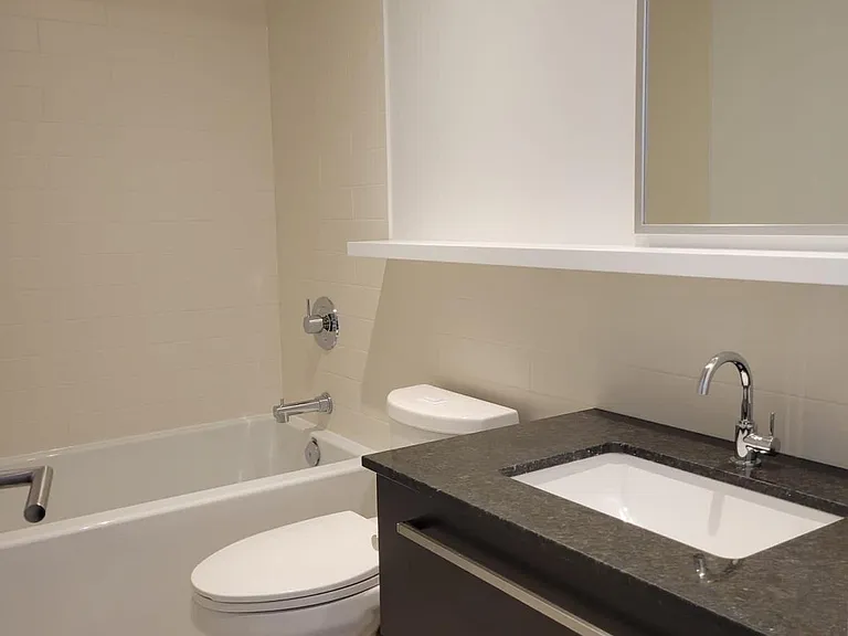 120 Varna Dr #820 — Photo 6