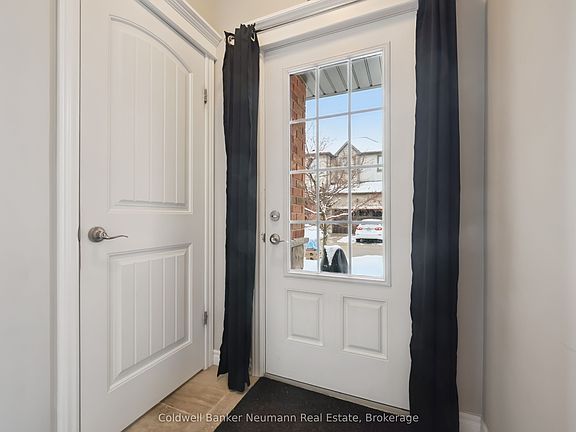 4th image of 146 Downey Rd #28