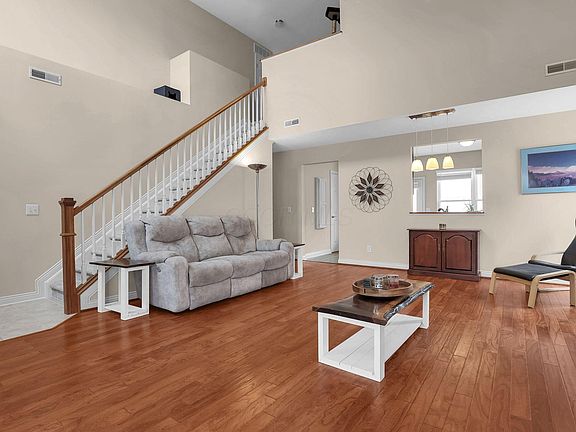 4th image of 4642 Snowy Meadow Dr