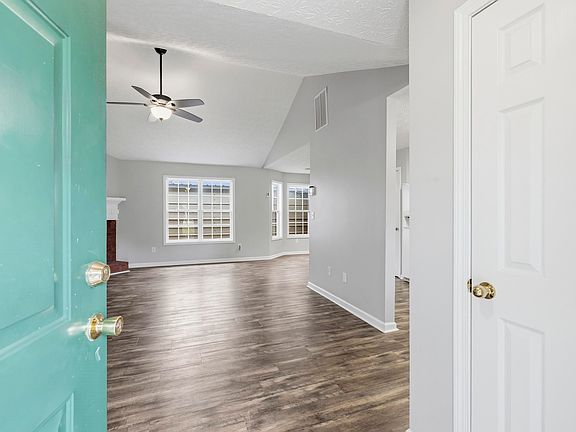 2nd image of 105 Oconee Meadows Ln