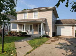 813 Newport Ave, Rockford, IL 61102