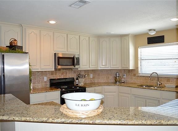 4th image of 7416 Lochwood Ct