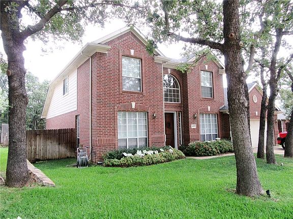 2nd image of 1371 Clear Creek Dr