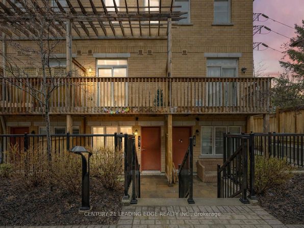 380 Hopewell Ave #121, Toronto, ON M6E 2S2