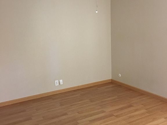 5th image of 2063 Ascot Dr #0