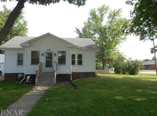 408 E Cole St, Heyworth, IL 61745