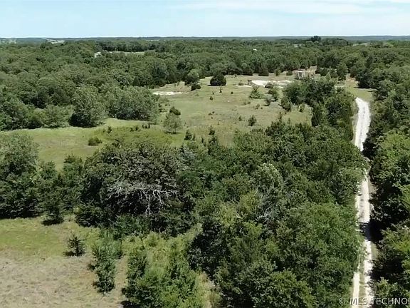 4th image of 117 S Pickens Rd