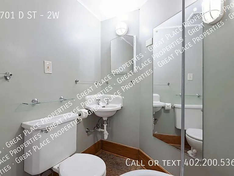 1701 D St #2W — Photo 16