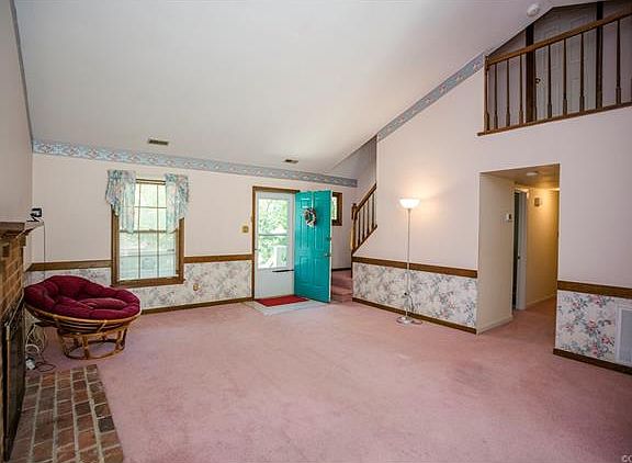5th image of 4708 Mason Woods Ct