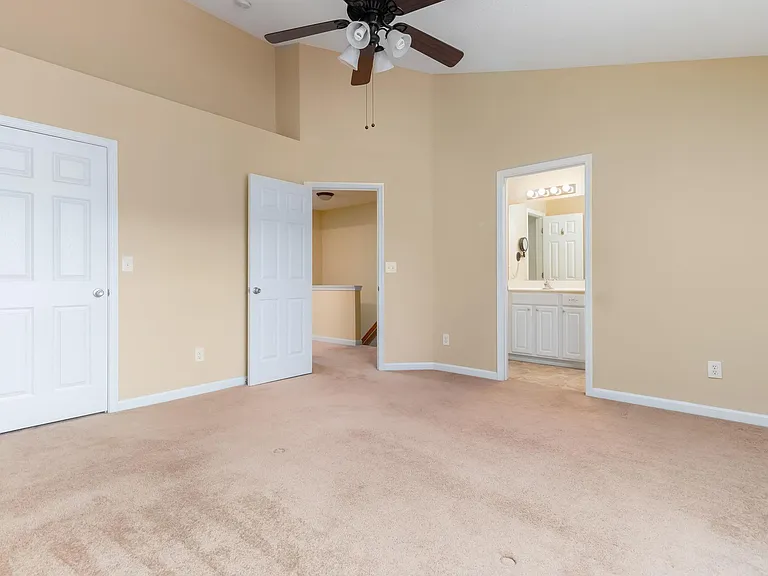 1756 Olivers Crossing Cir — Photo 7