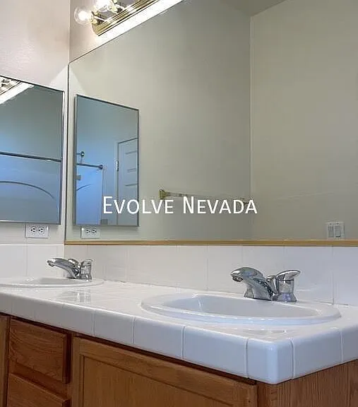 2150 Divot Dr — Photo 22