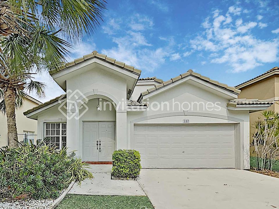 1st image of 444 SW 205th Ave