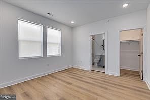 4th image of 2234 N Franklin St #3