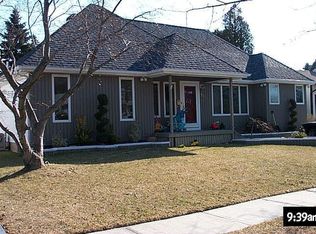 23 Mitchell Ave, Plainview, NY 11803