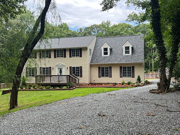 2nd image of 13303 Brookcrest Ct