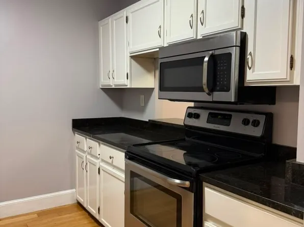 100 Captains Row APT 203, Chelsea, MA 02150