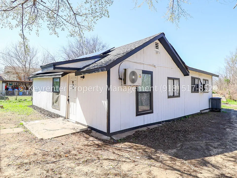 732 N Victor Ave
