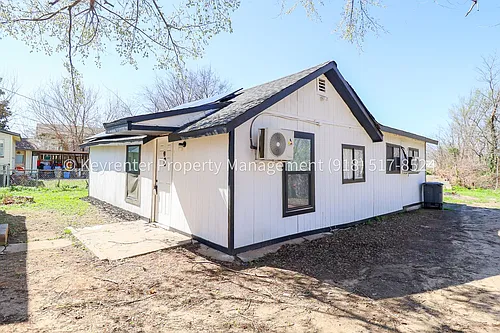 732 N Victor Ave Photo 1