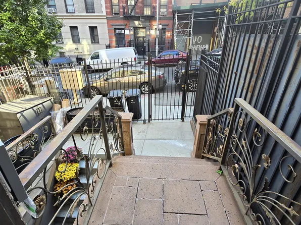 475 West 146th Street image 12 of 18