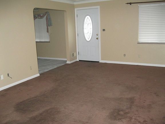5th image of 3656 Torrance Dr