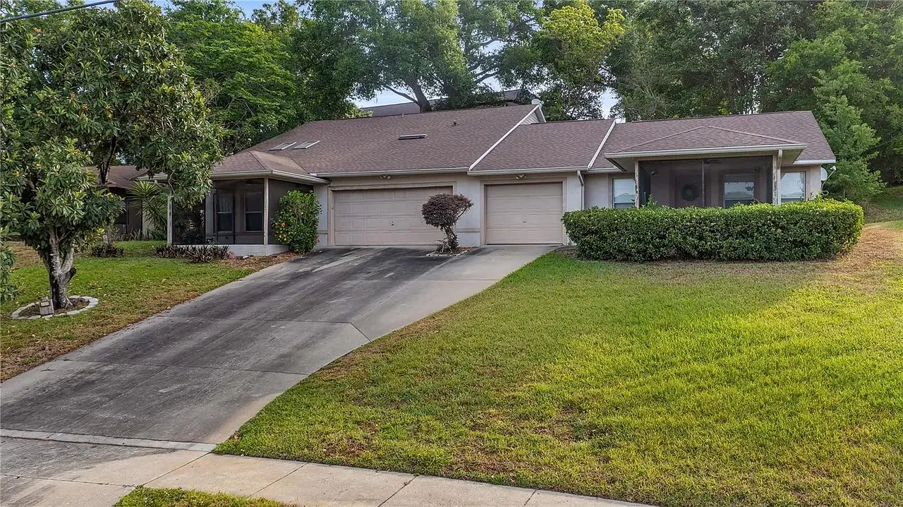 3 bed, 2.5 bath, 1881 sqft, $2,150 — Photo 2