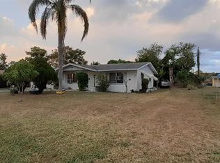 901 E Penn Rd, Lehigh Acres, FL 33936