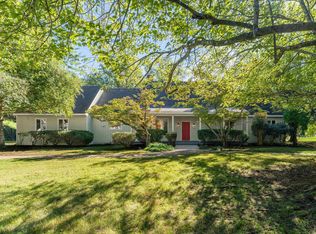 134 Saddle Ridge Ln, Nellysford, VA 22958