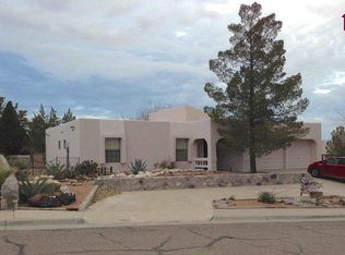 3219 Enchanted Dr, Las Cruces, NM 88011