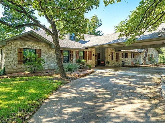 5th image of 621 Sunset Ct