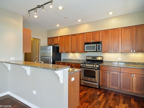 5th image of 5588 N Lincoln Ave APT 510