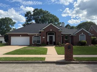 213 Regal Ln, Liberty, TX 77575