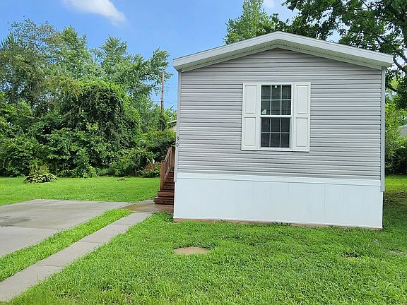 3rd image of 315 W Gordon Pike #80
