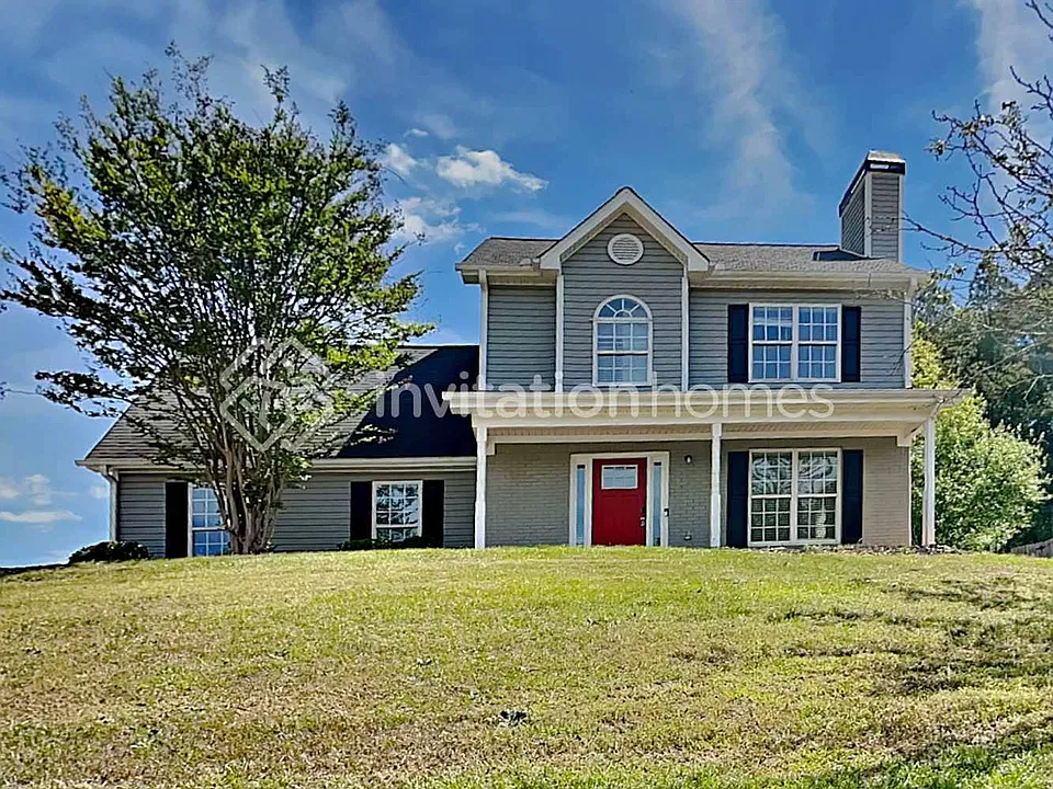 115 E Lawn Dr