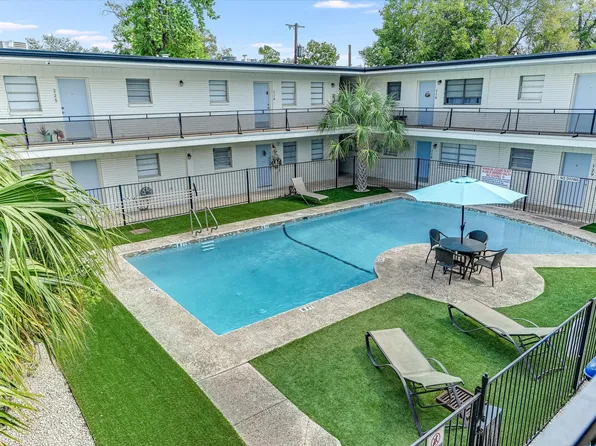 The Westfort at Broadway