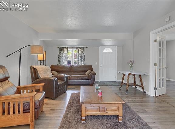 5th image of 115 N 17th St